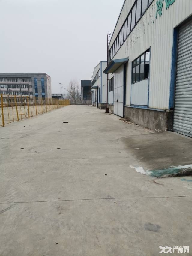 何家沟工业园，面积1600㎡厂房出租