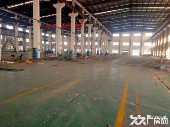 AA新区独门独院11500平单层标准厂房  行车 精装办公室