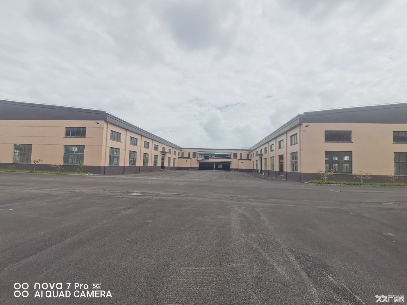 沿街厂房690平 高度8米,可分租,可做运动馆、汽车改装展厅 - 4