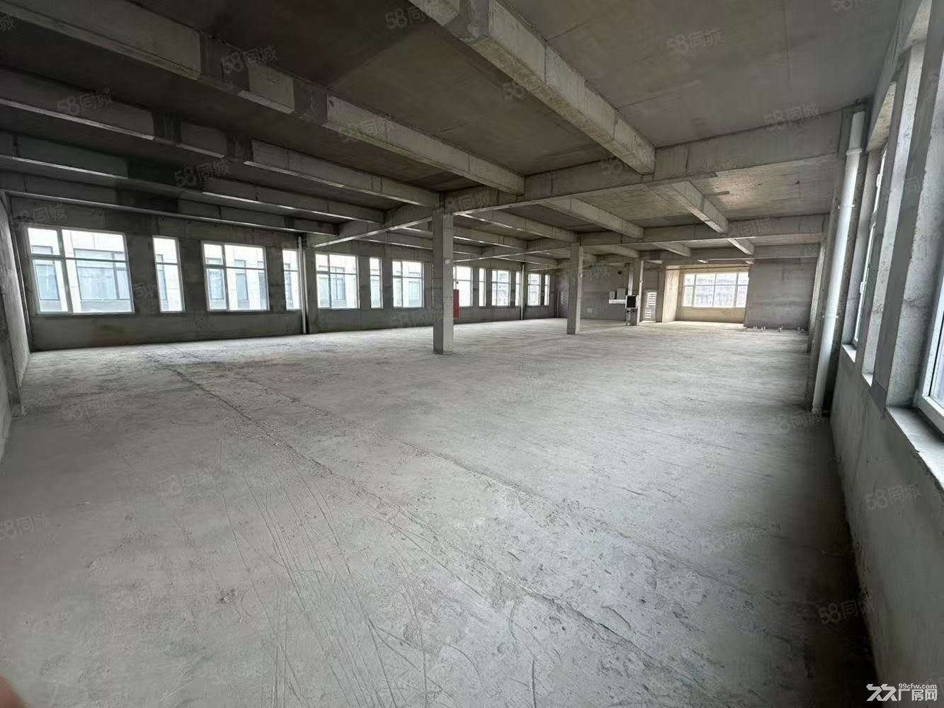 租售!黄岛现房厂房办公楼，独栋大平层500-5000平手续齐全