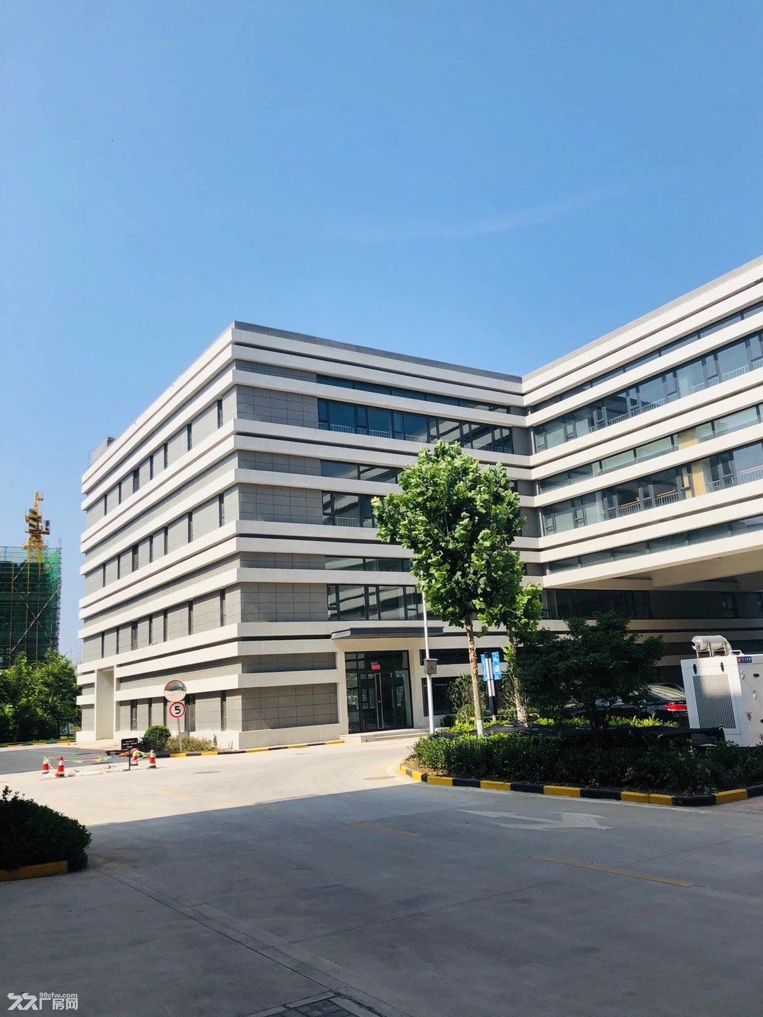 二层厂房出售  无行业限制  税收要求  3000多