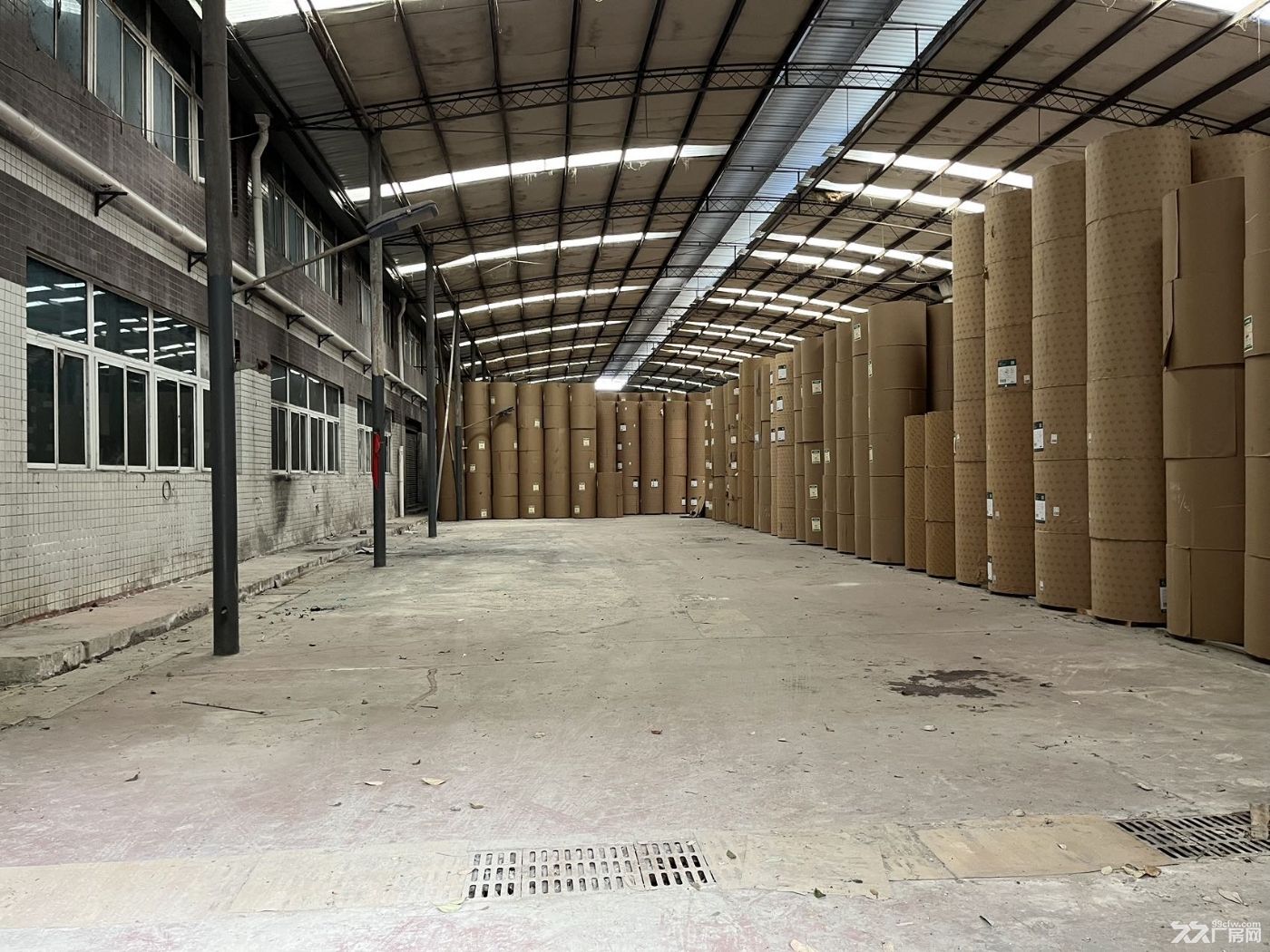 大渡口跳蹬建桥工业园C区400到3300平米标准厂房仓库出租 - 2