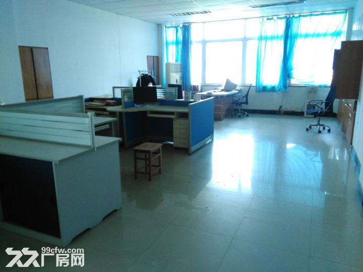 科学园1100平方米厂房出租，有办公室宿舍