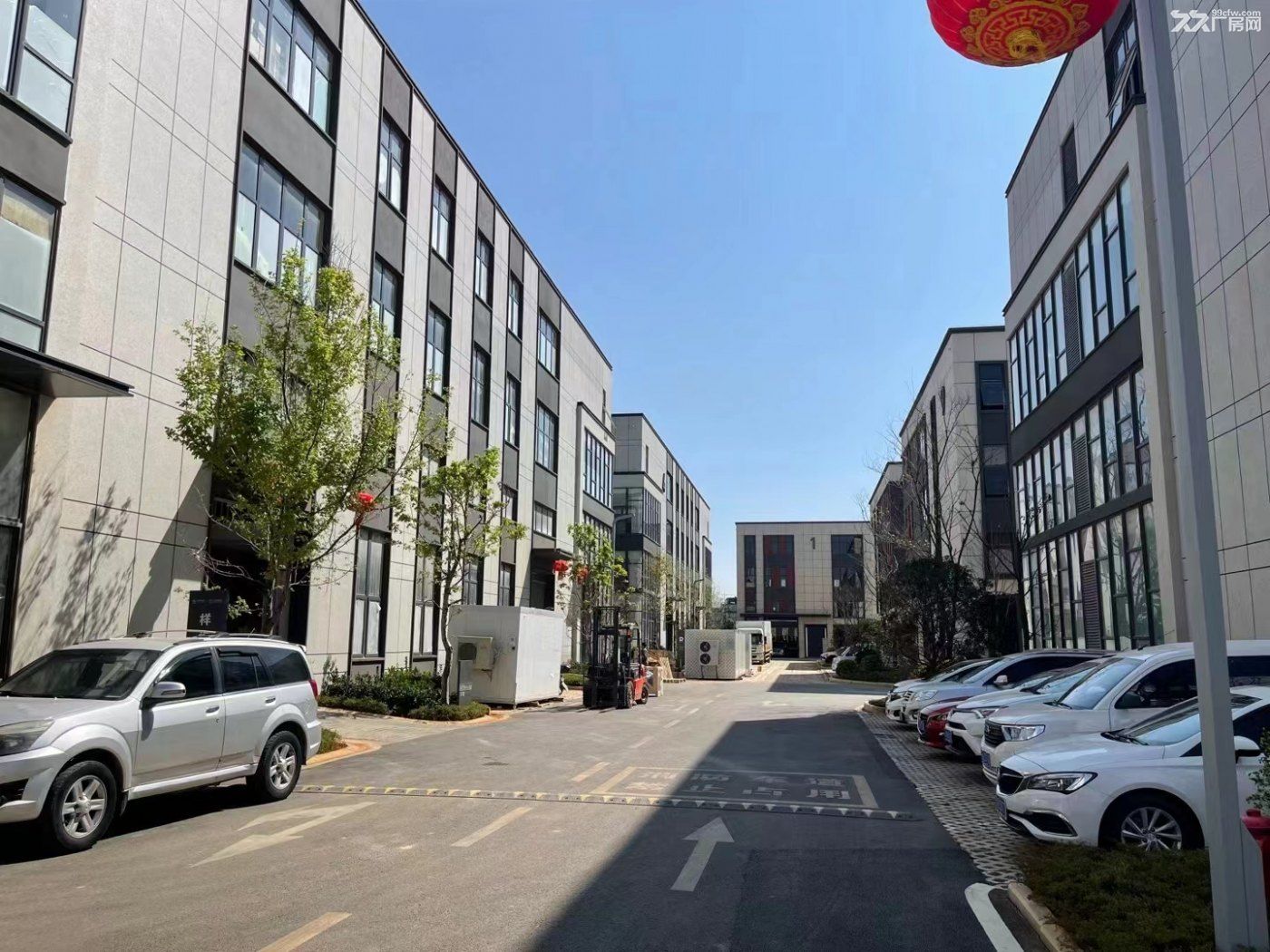 主城区高速旁墅式厂房现房清盘！物流商业成熟屋顶可搭建光伏！