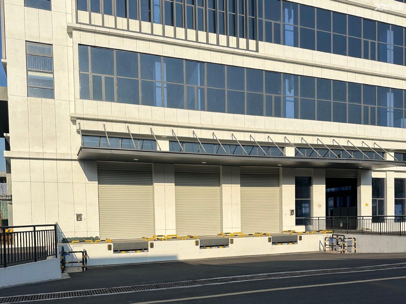 海宁长安高新区 禾迈恒立智造中心 厂房面积大 交通便利 - 2