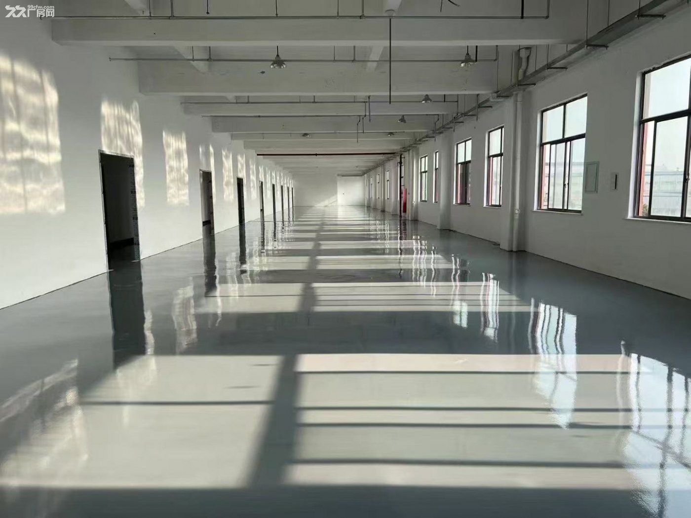 闵行马桥工业区一楼楼上厂房出租,100平起租 - 2
