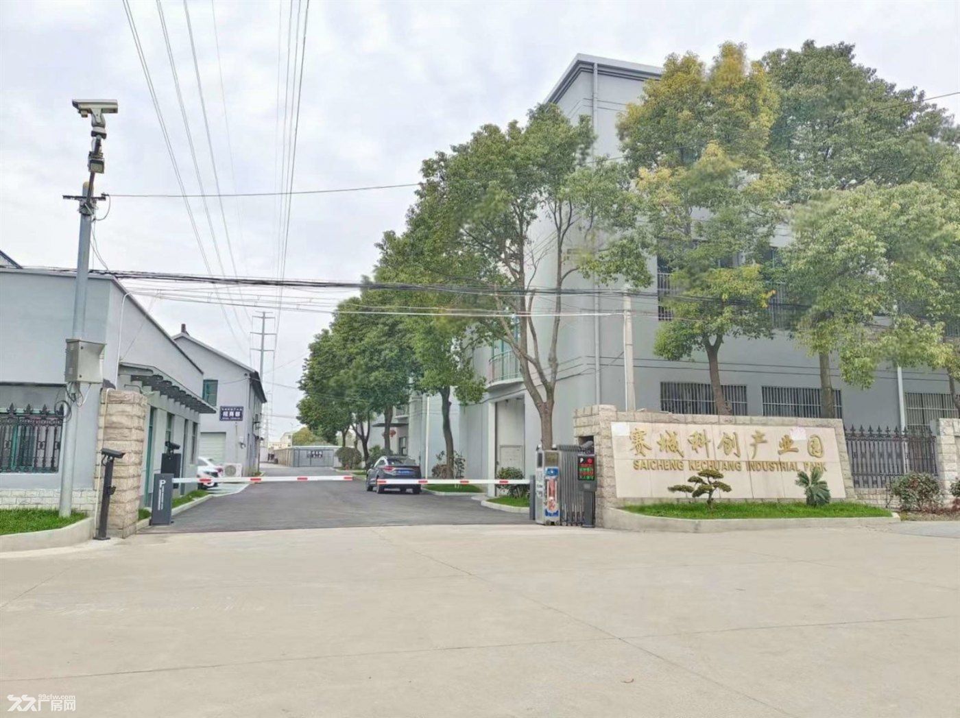 104地块 闵浦三桥下来,独栋2000平 全新厂房 一房东! - 3