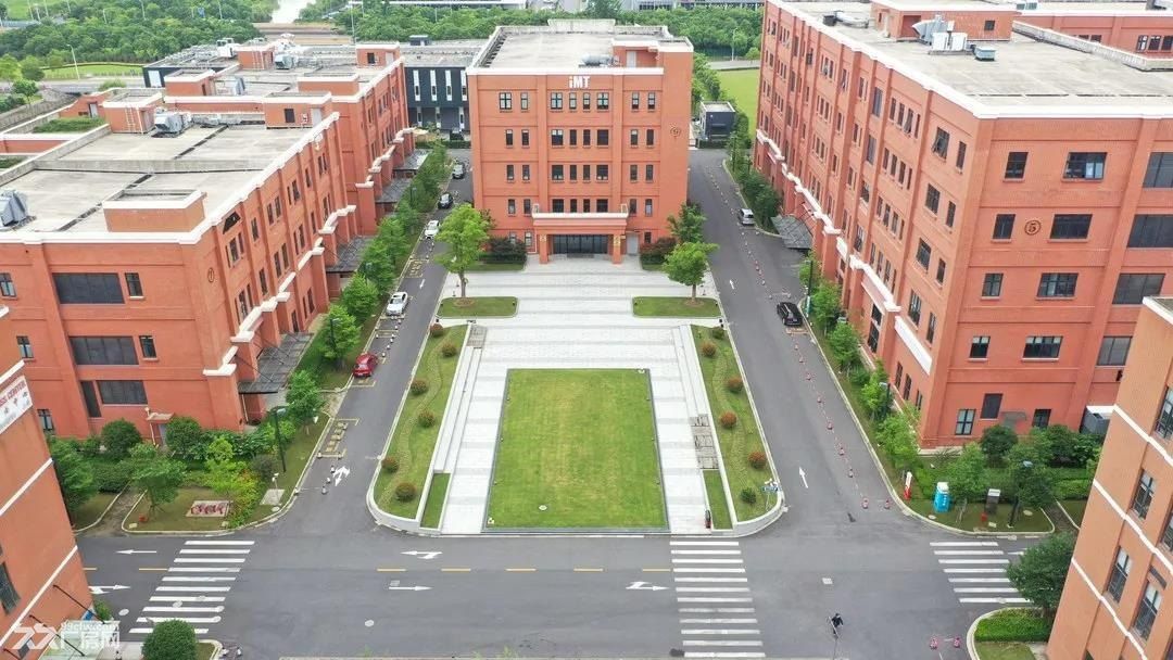 外高桥智能制造服务产业园机床展示中心 - 6