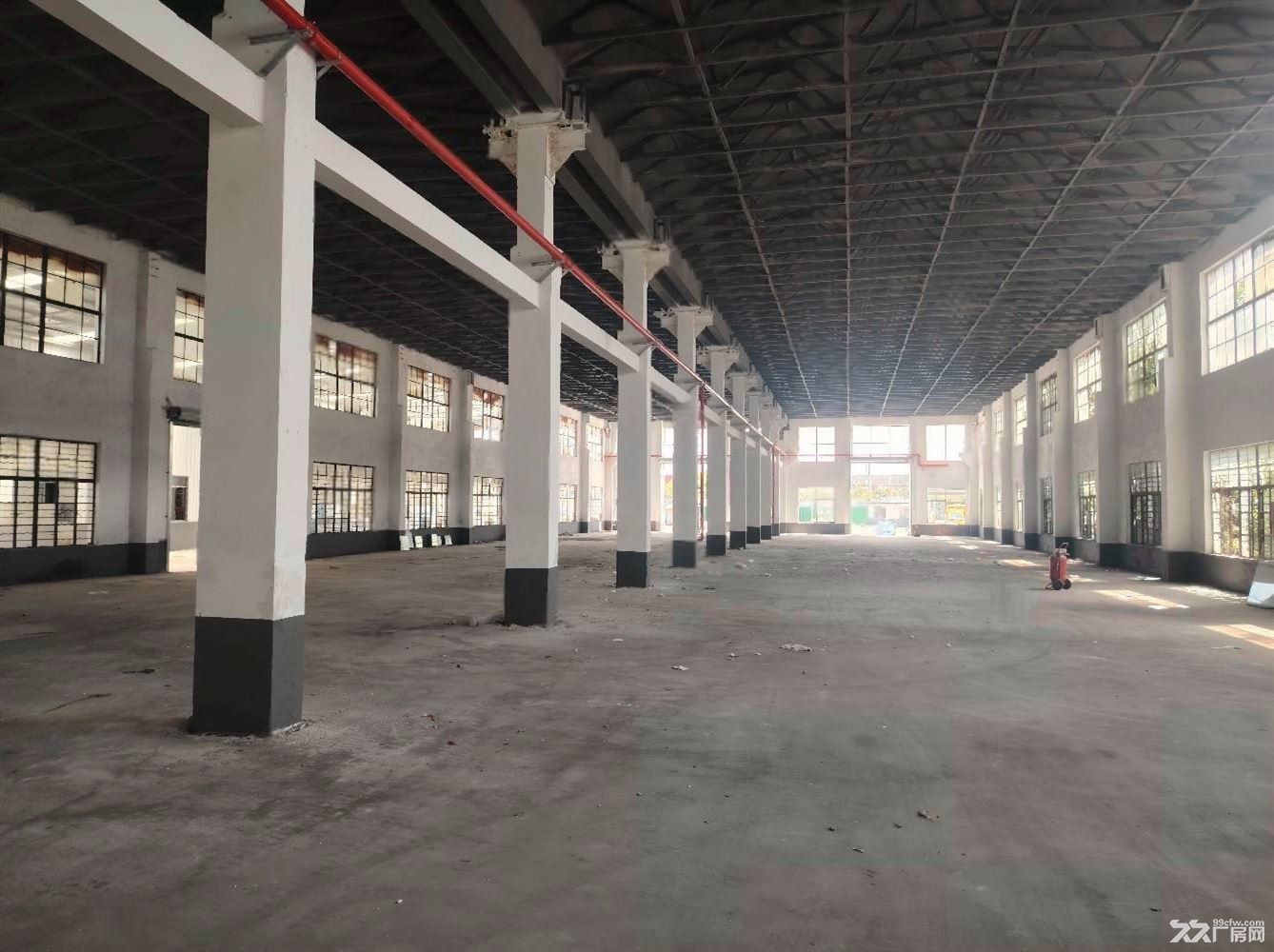 房东直租:黄渡新出独门独院3600平厂房500平起分租院子超大交通方便 - 8