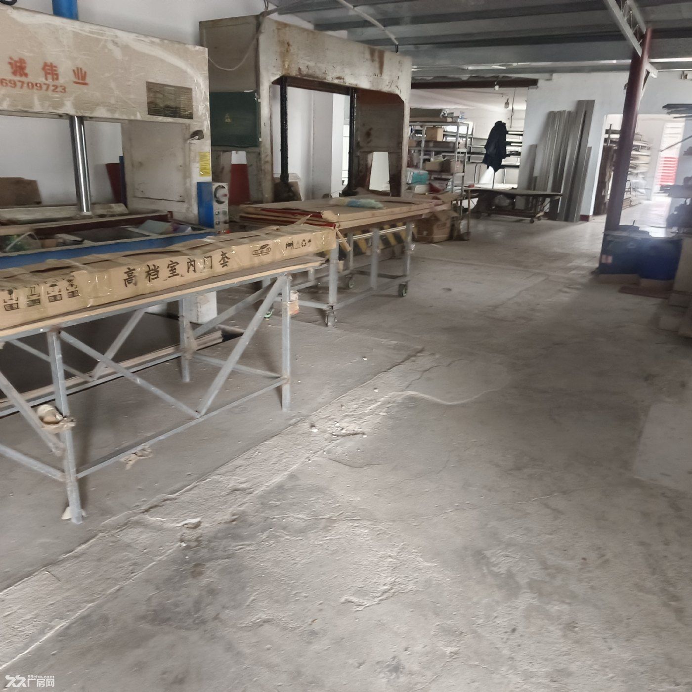 金湖建材城东小型厂房仓库共800平米出售
