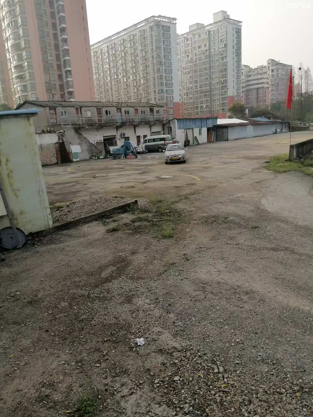 舵落口大市场旁房屋及场地出租 - 3