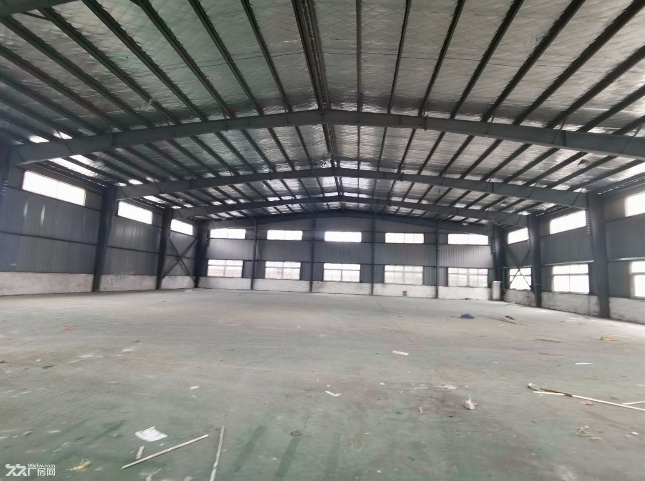 原房东 独门独院 层高10m无立柱 大车可入库 好搭隔层
