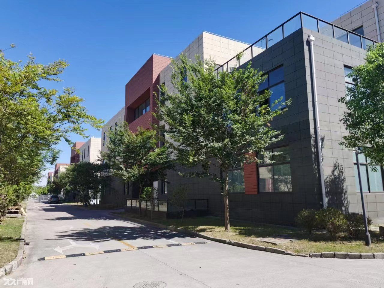 开发商直售莘庄工业区科创园研发办公厂房租售，分层起 - 4