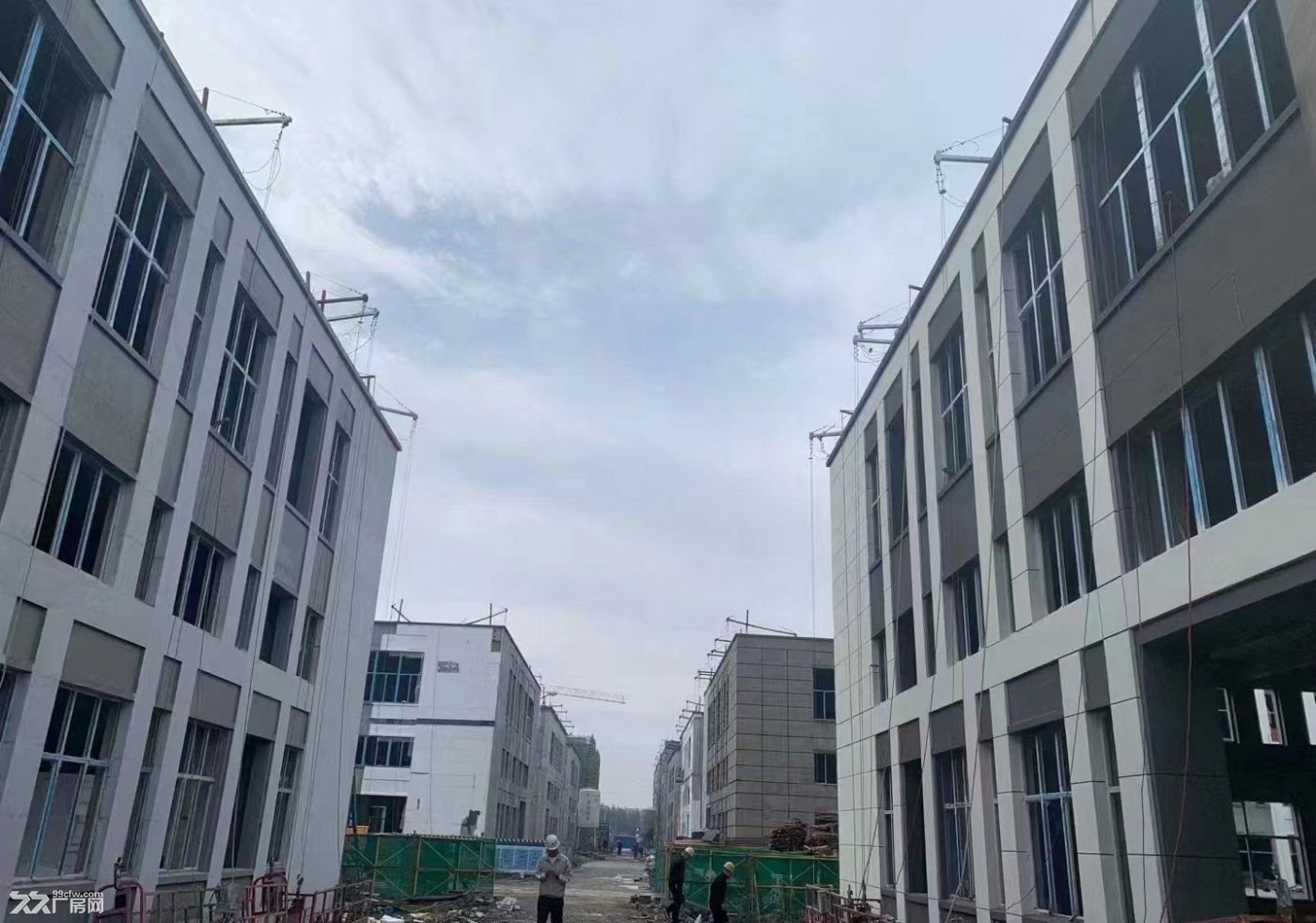 高速口园区厂房,7.2米层高,50年产权,可环评