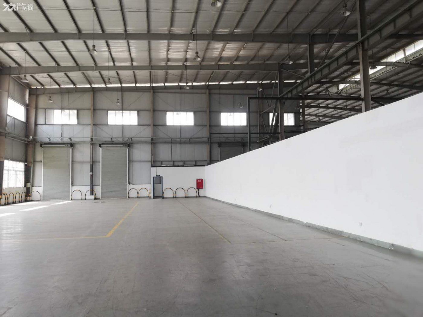 出售13000标准厂房,有产权,630KVA变压器