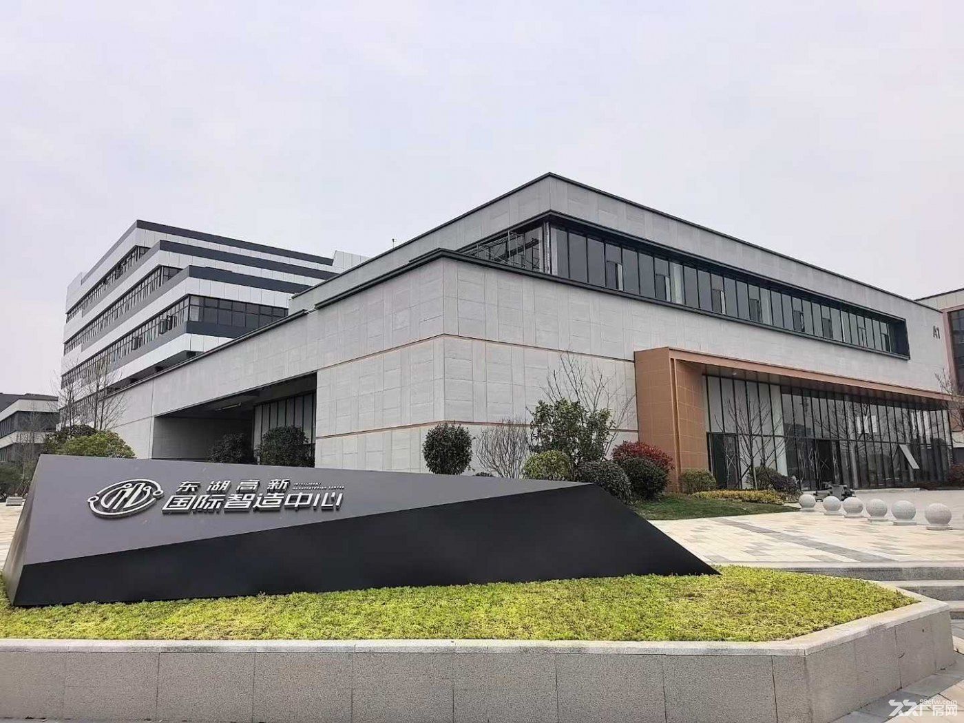 蔡甸智能智造厂房出售,国企开发可定制可办证 - 3