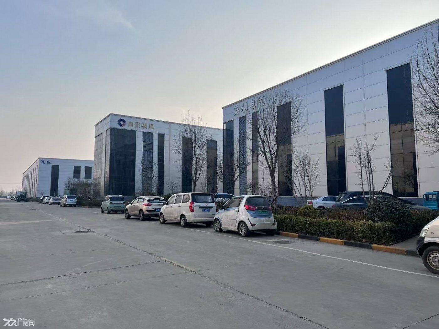 中嘉郑北智谷产业园内精品厂房出租 - 7