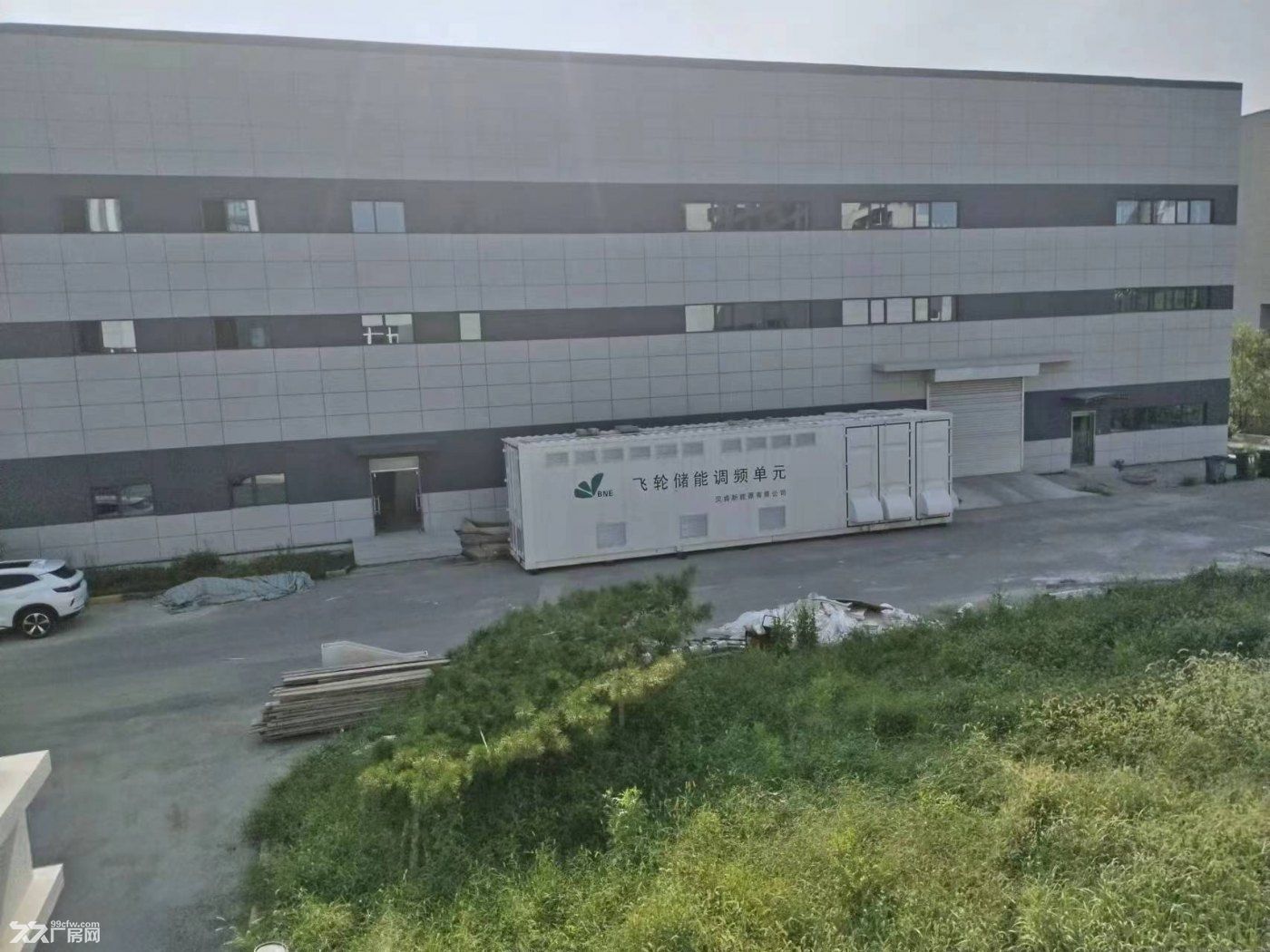 空港2楼有货梯,可分租,丙类有环评,有客梯,可生产仓储机加工