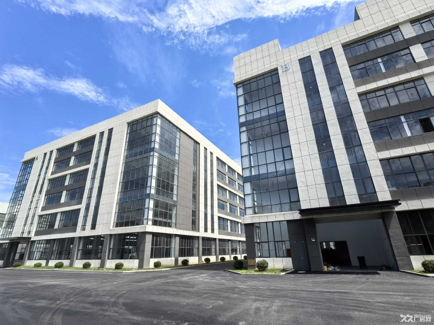 无锡新吴硕硕放新建高标准厂房出租招租直租，形象好交通便利。 - 5