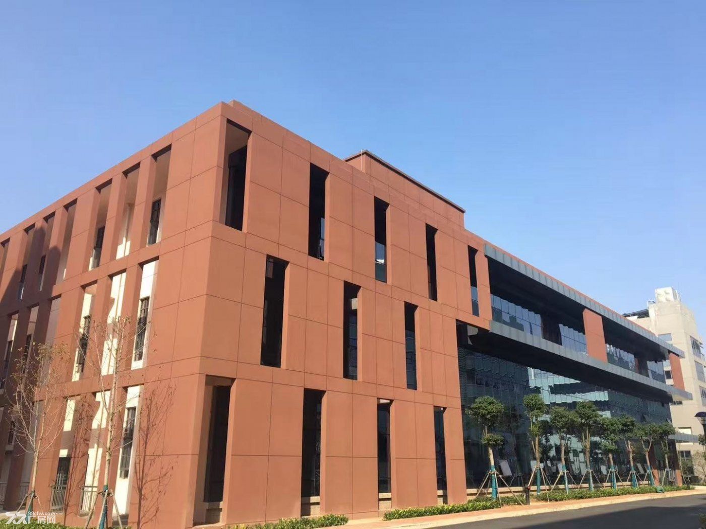 地铁口,现房产业园低价厂房出租,配套齐全,环境优美,房东直租 - 7