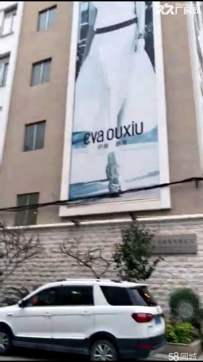 龙岗独院一万多红本厂房出售