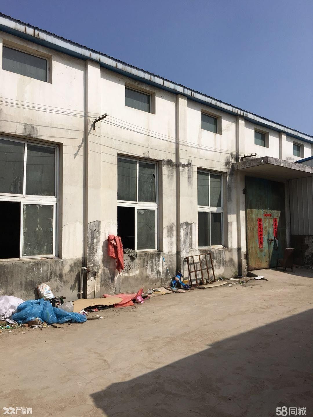 800平米厂房,有住宿办公房,三相电。
