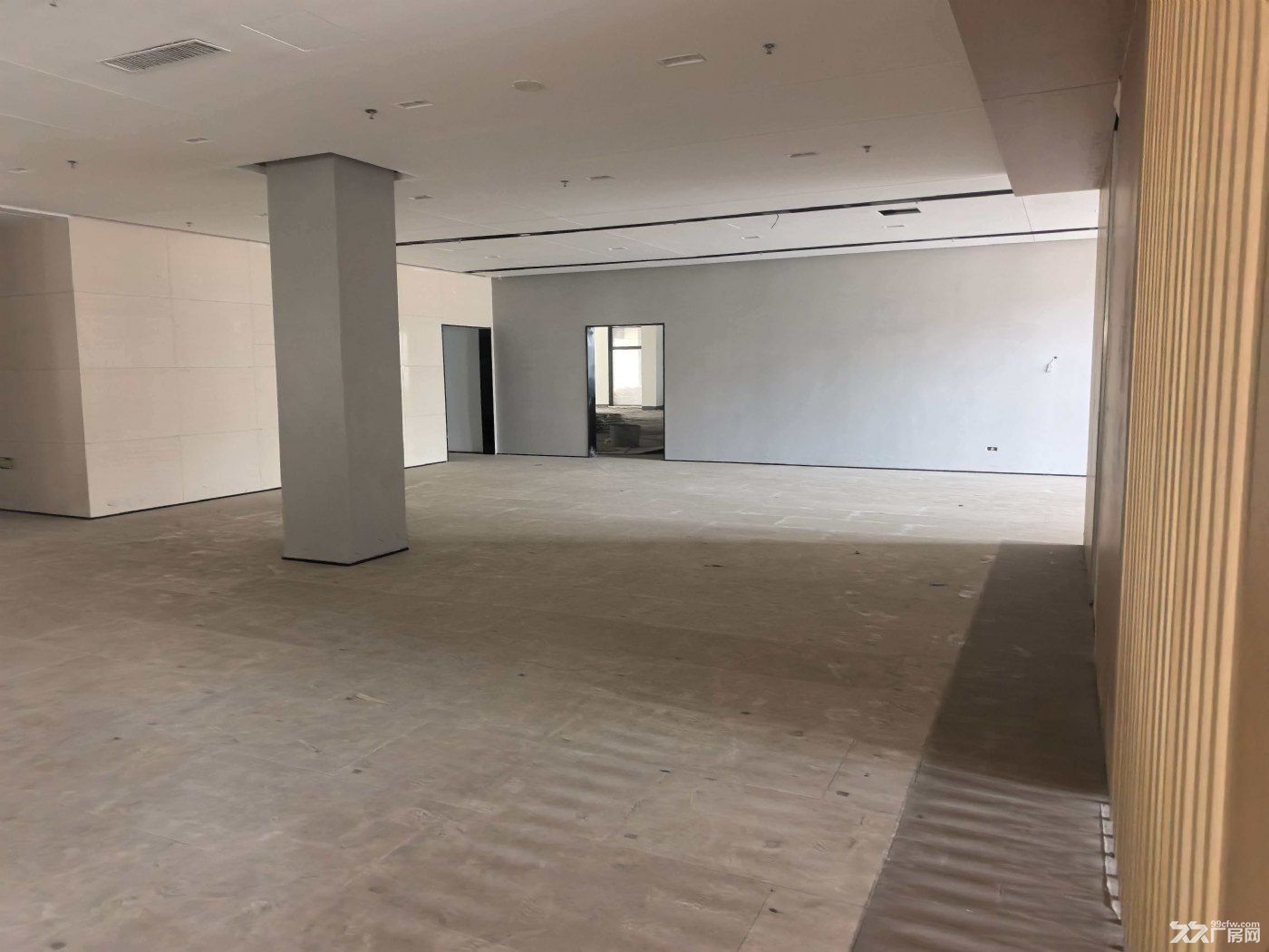 距离青岛胶东国际机场5分钟，商业写字楼出售！出租！ 可租可售 - 6