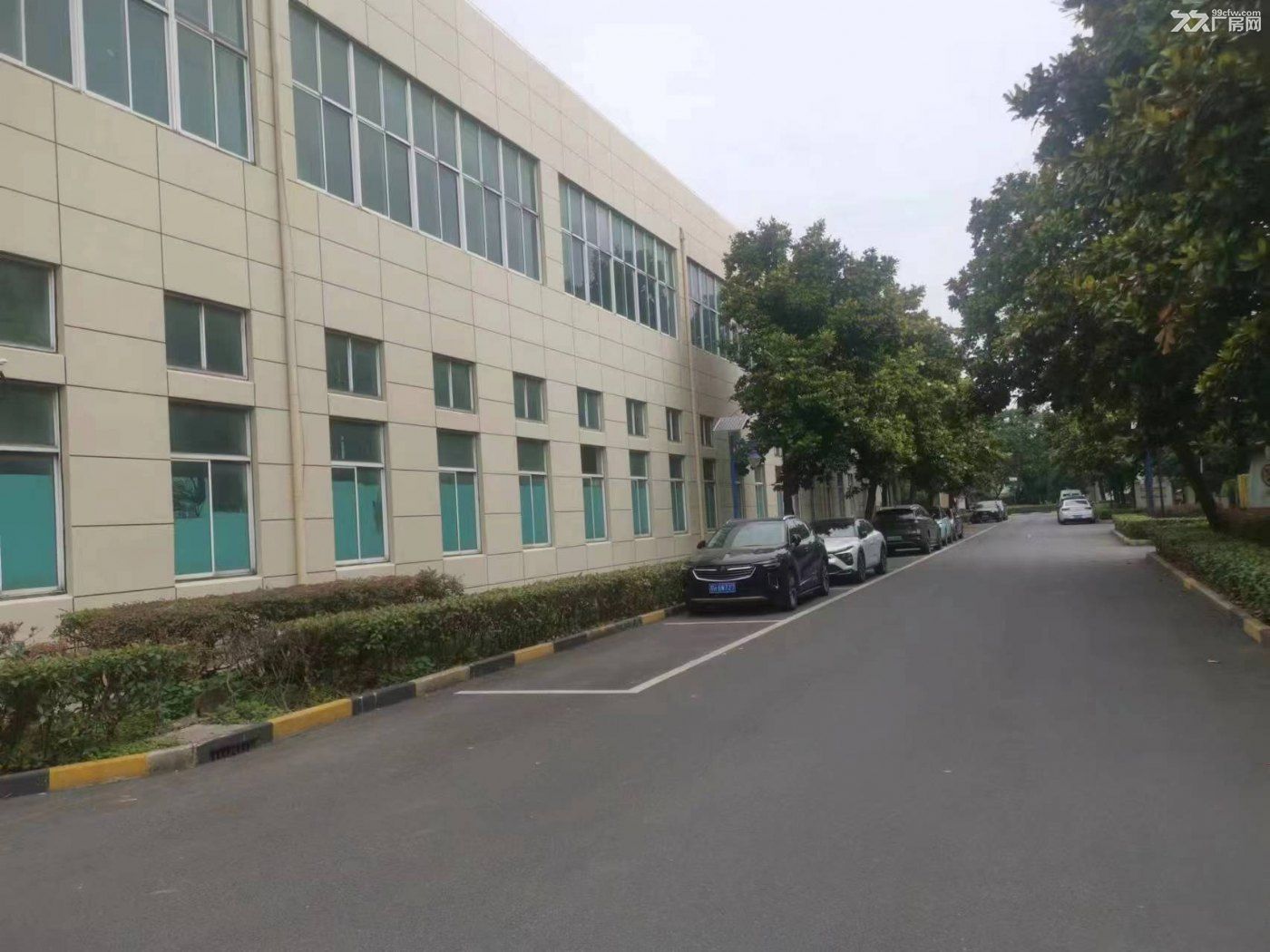 虹梅南路工业厂房对外出租800平米