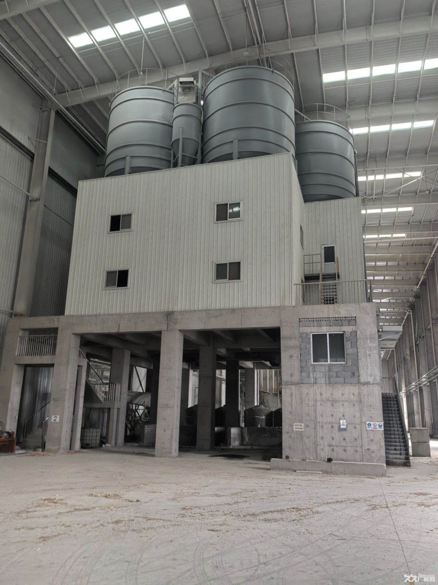 284亩工业用地8.1万㎡钢结构厂房7.5万㎡堆场招租 - 3