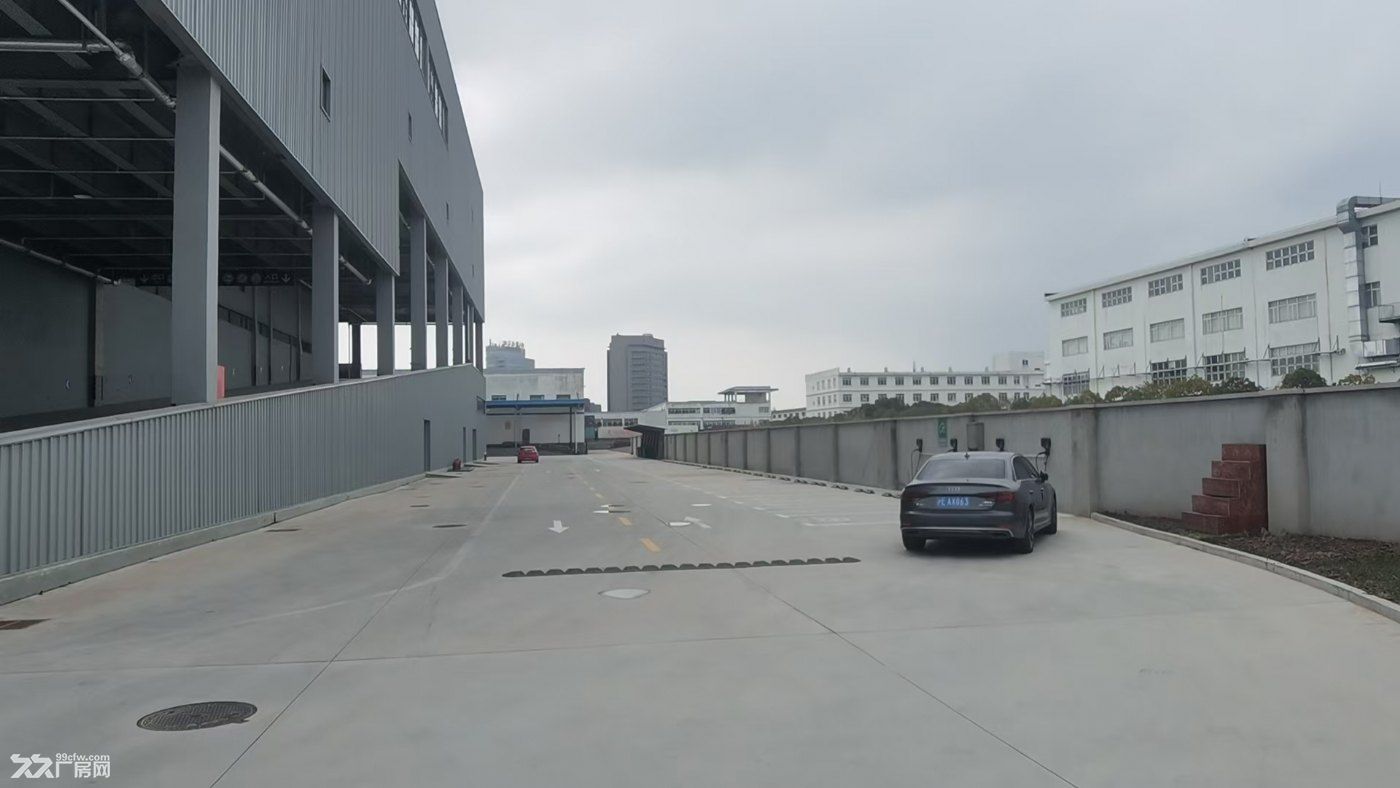 上海临港新片区新建厂房(仓库) - 2
