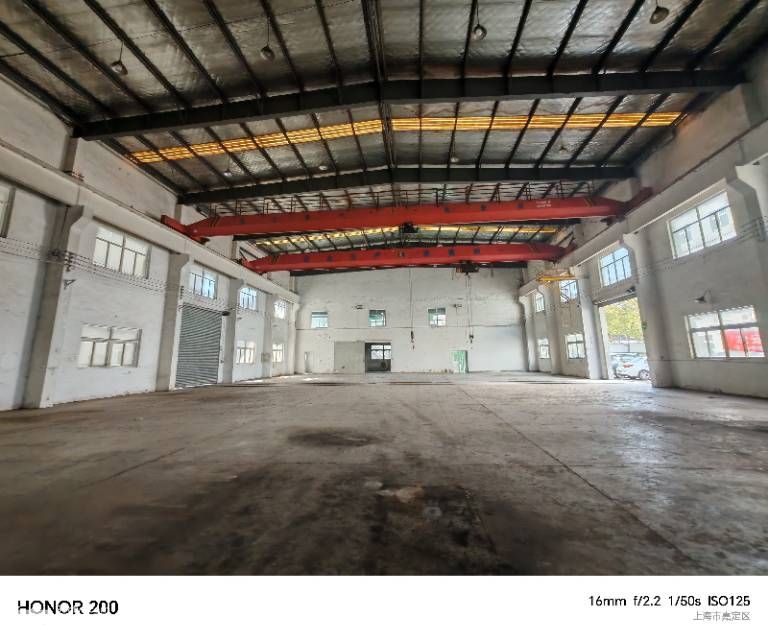 嘉定工业区4700平米单层厂房有行车多部