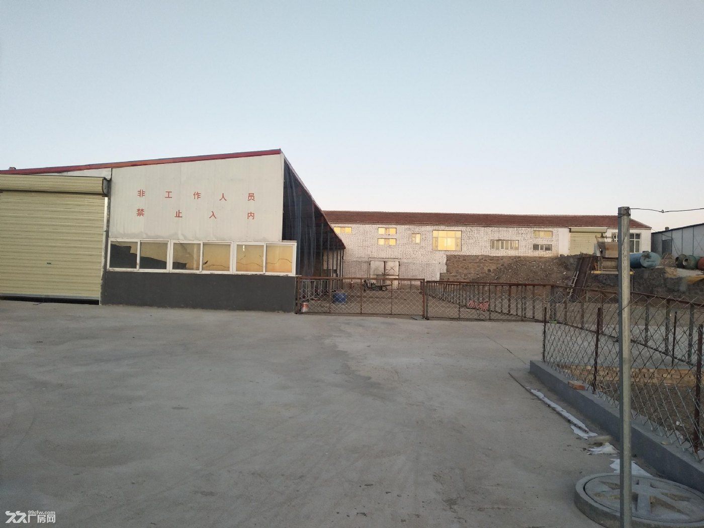 独门独院,总占地面积8亩