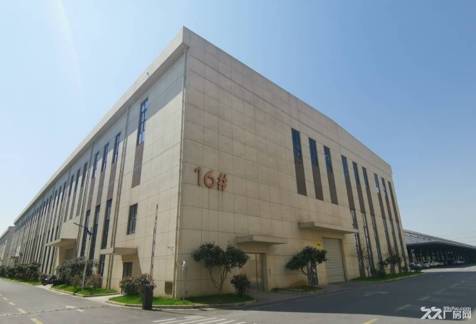 昆山城南高新区全新一手厂房可分租 - 2