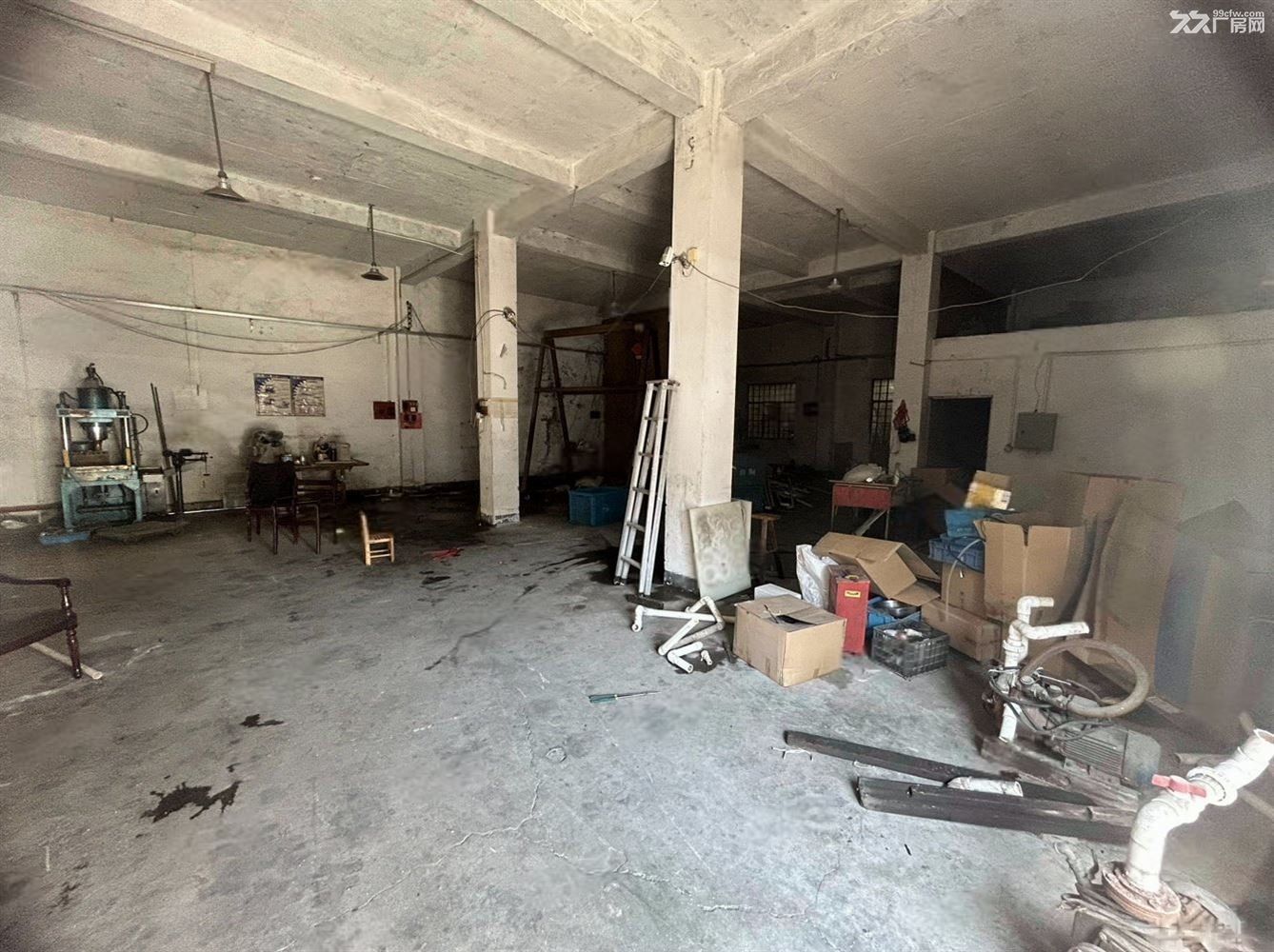 江桥独门独院1000平米，超大空地， - 4