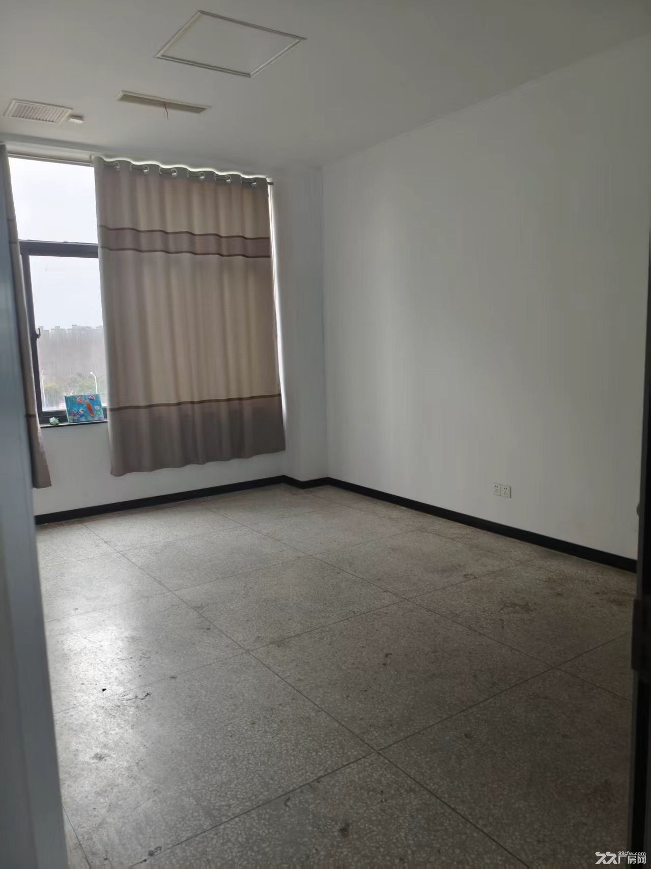 平原示范区标准厂房出租 - 3