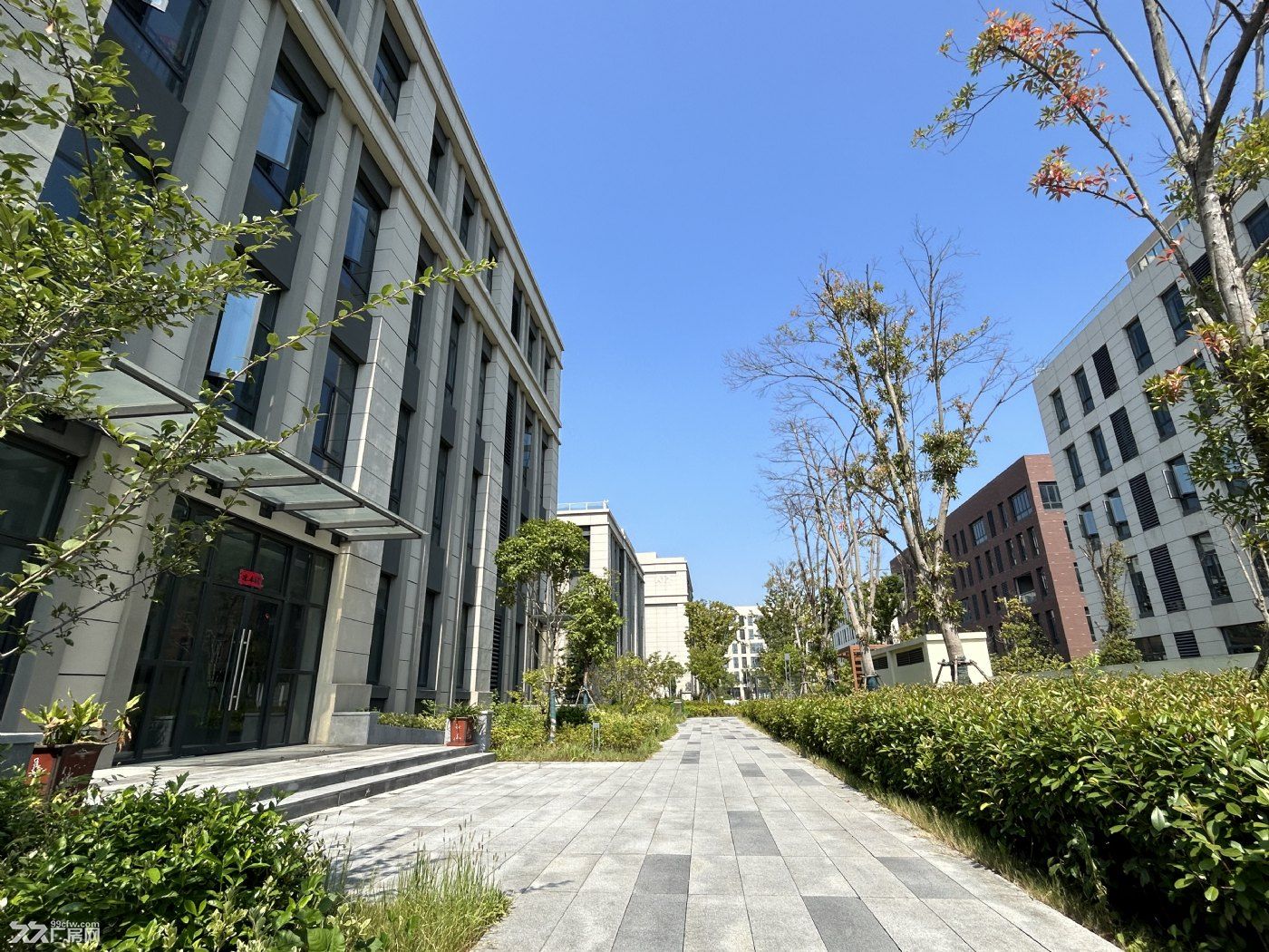新站区铜陵路、文忠路高架直达直达总部基地现房出售,地铁4号线沿线 - 2