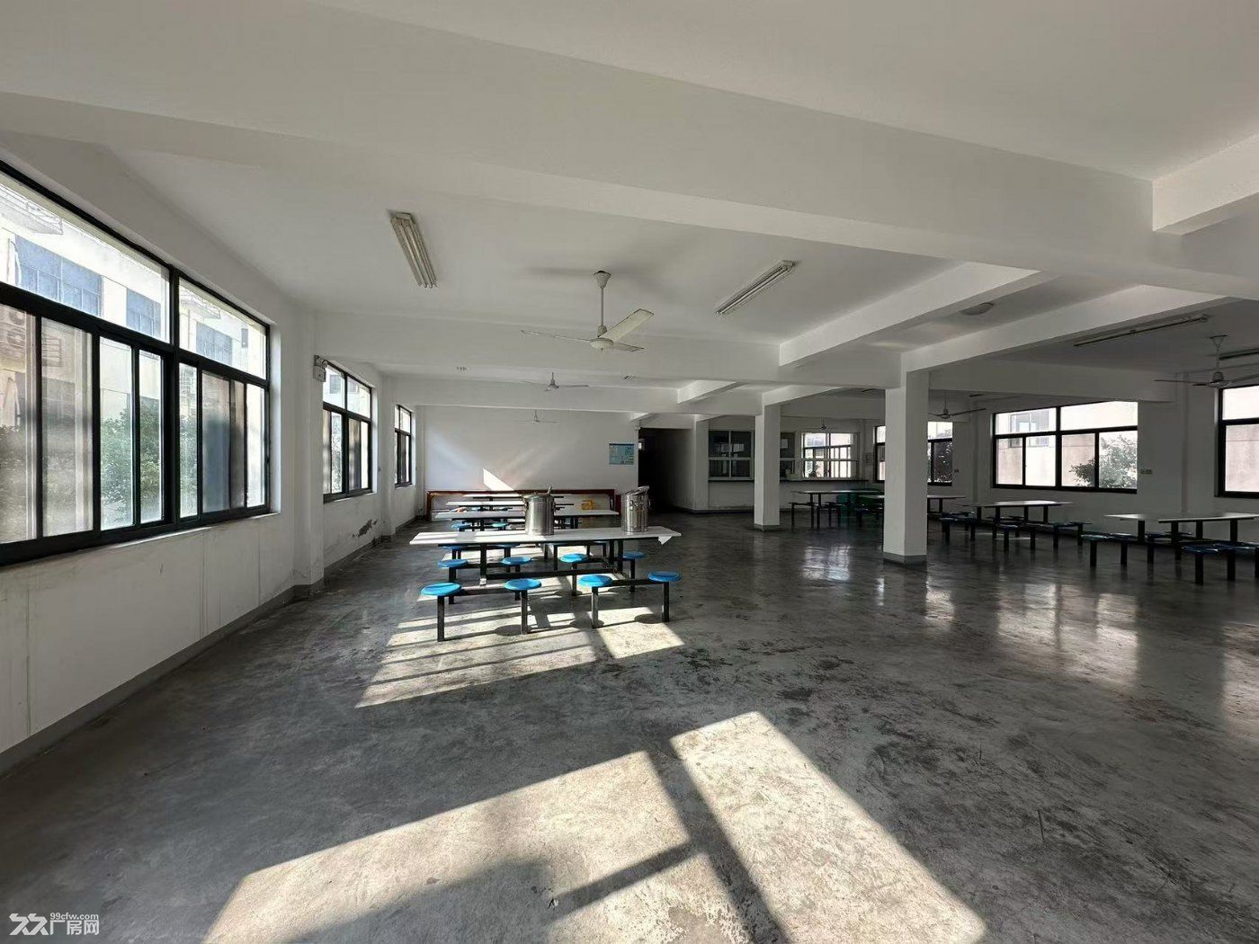 一首业主直租，标准104板块，独门独院，开通天然气，配电800KV - 3