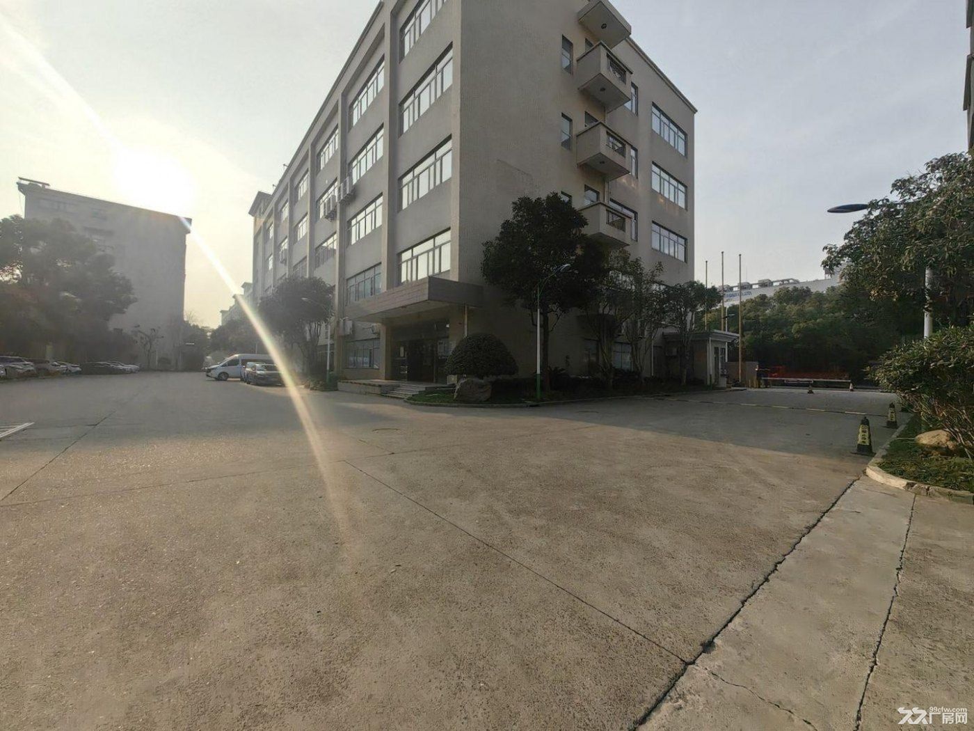 曹路工业园区独栋两层厂房 - 5