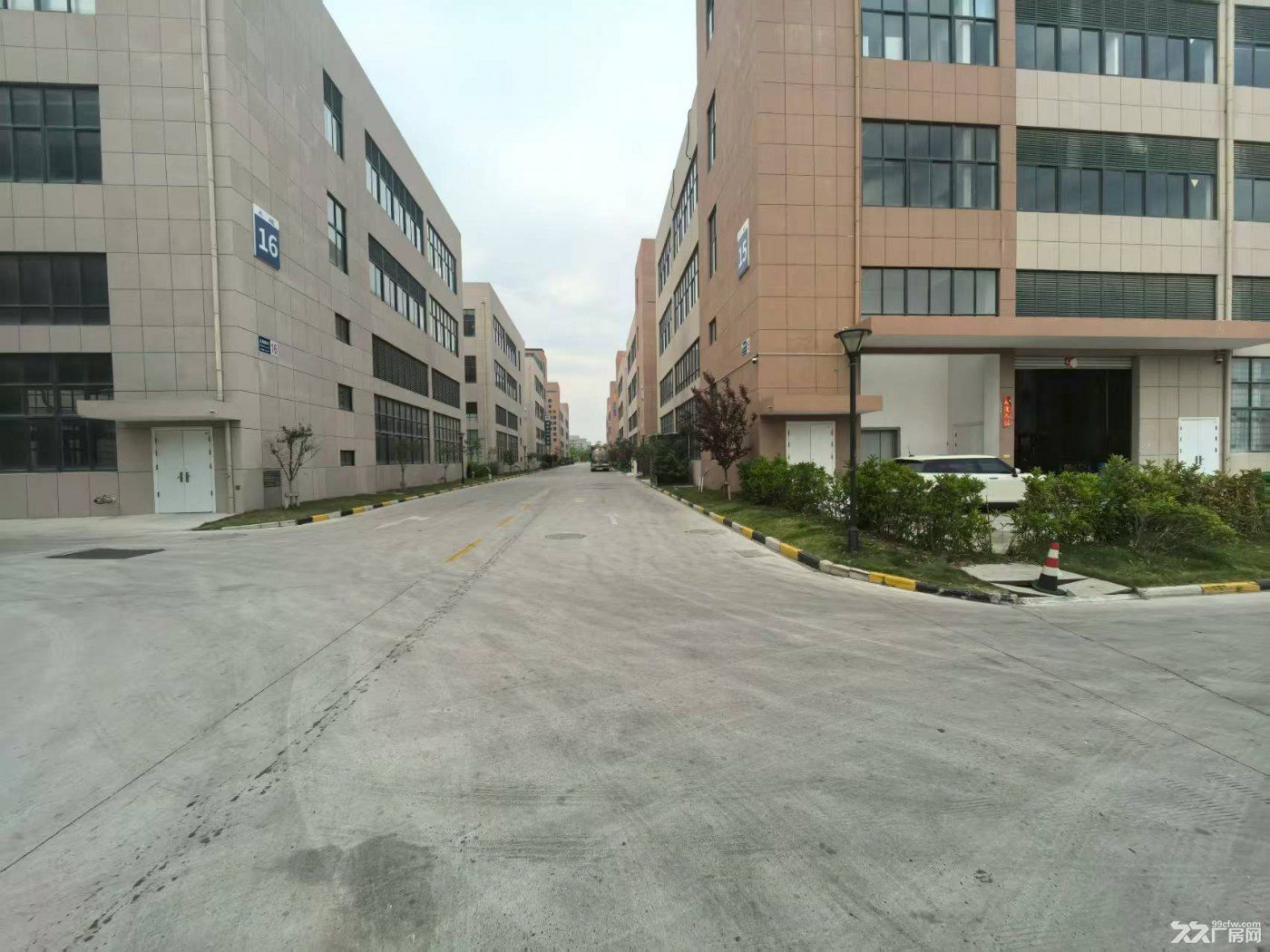 大品牌，专业。万洋集团全国160多个产业园区项目 - 2