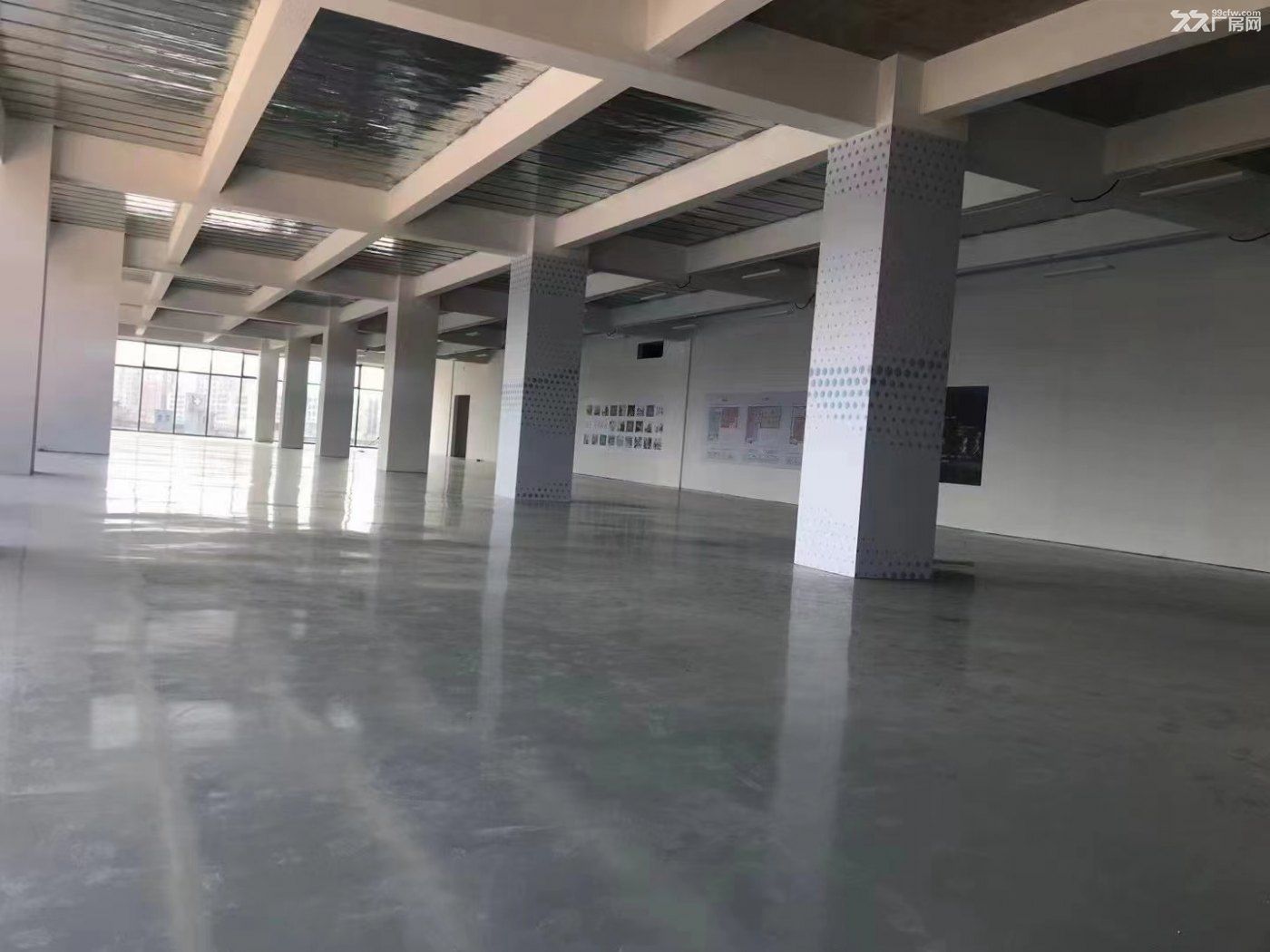 深圳龙华红本工业厂房在售1200平起 - 2