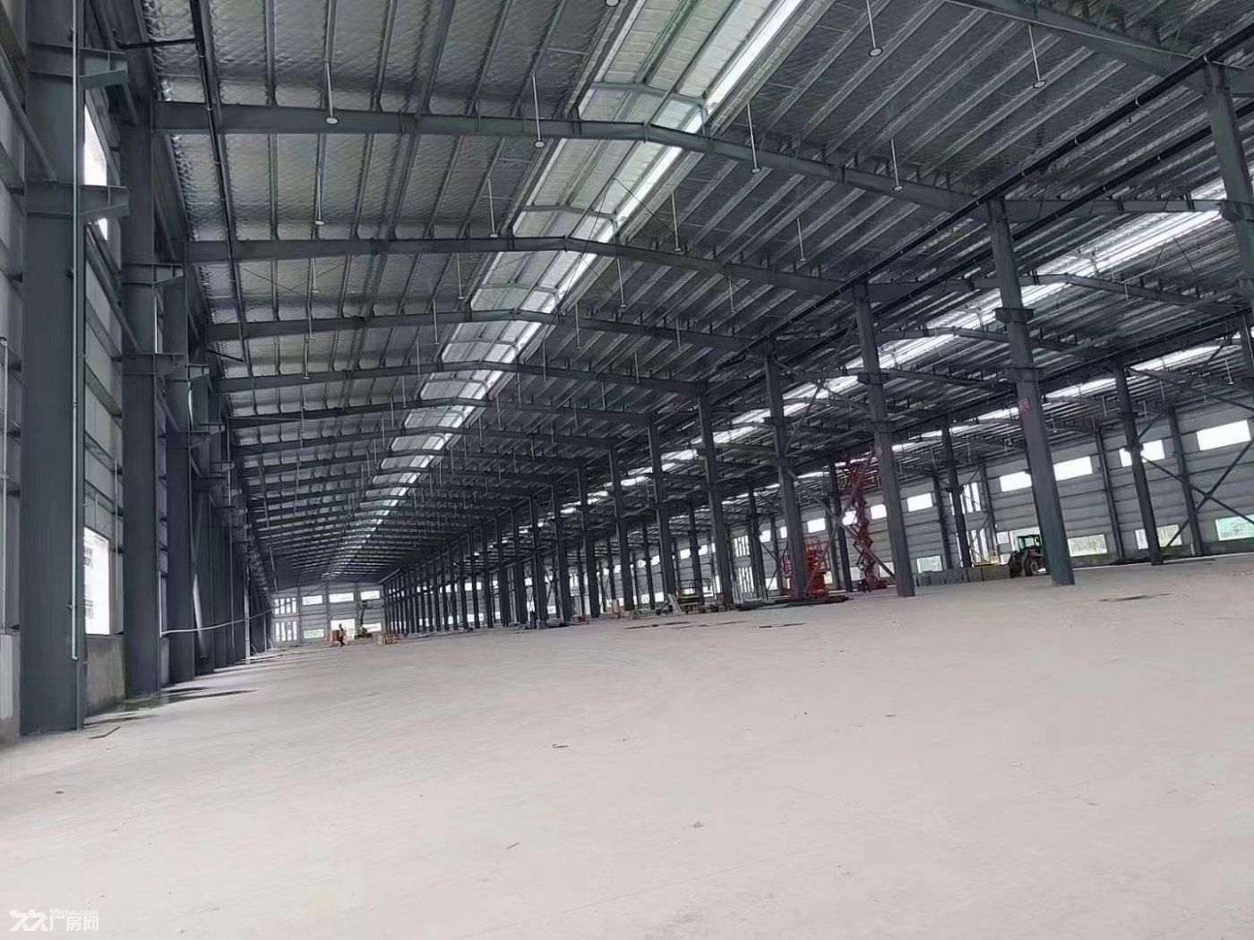 深圳西乡街道新建钢结构厂房,带卸货平台,可以大货柜车 - 3