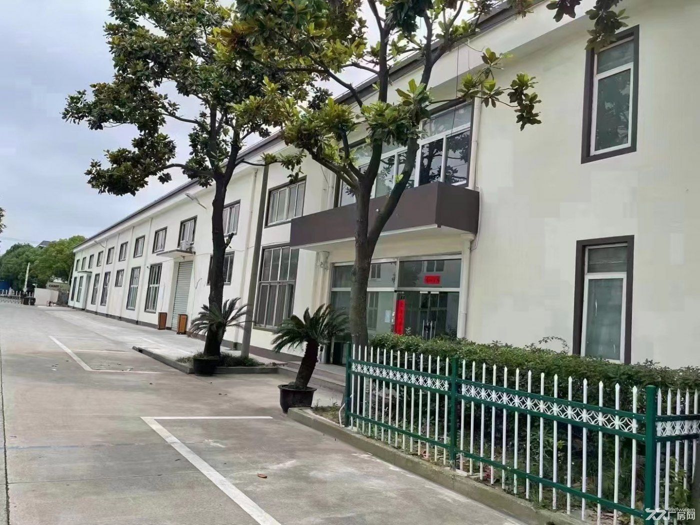 梅陇国企园区，双柏路独栋单层1880平厂房出租，104地块 - 3