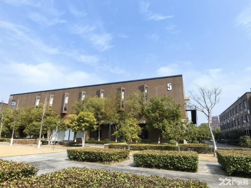 独栋二层厂房，可马上入驻