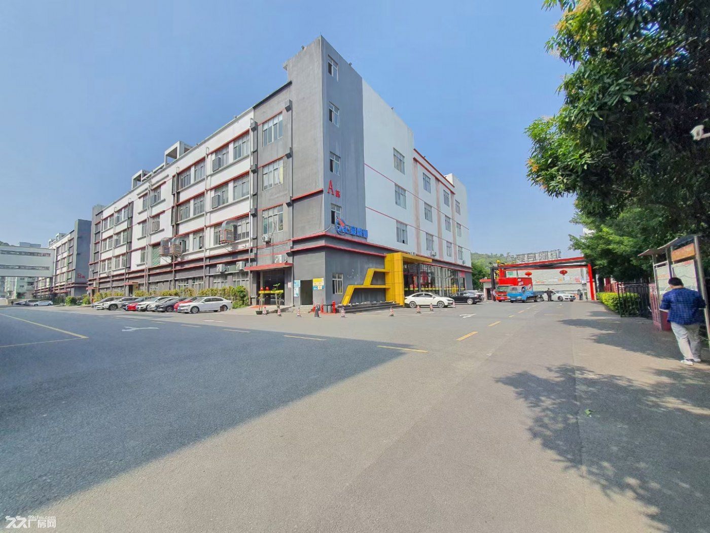 深圳龙岗宝龙新出大型工业区10万平米出租 - 3