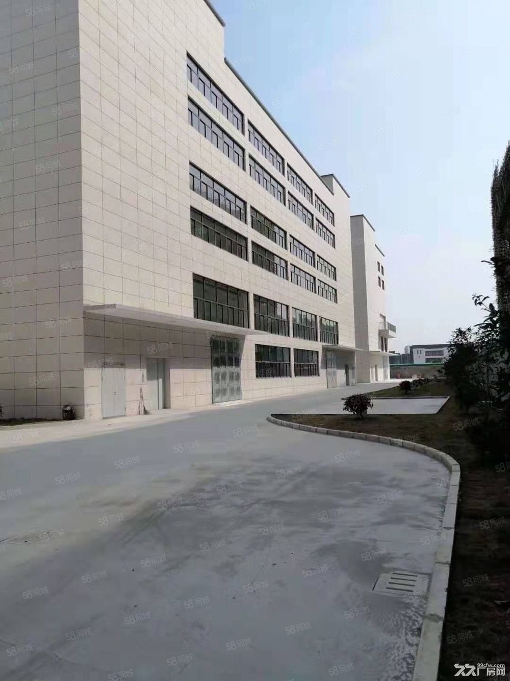 出售许村320国道边14亩土地 厂房15300方,