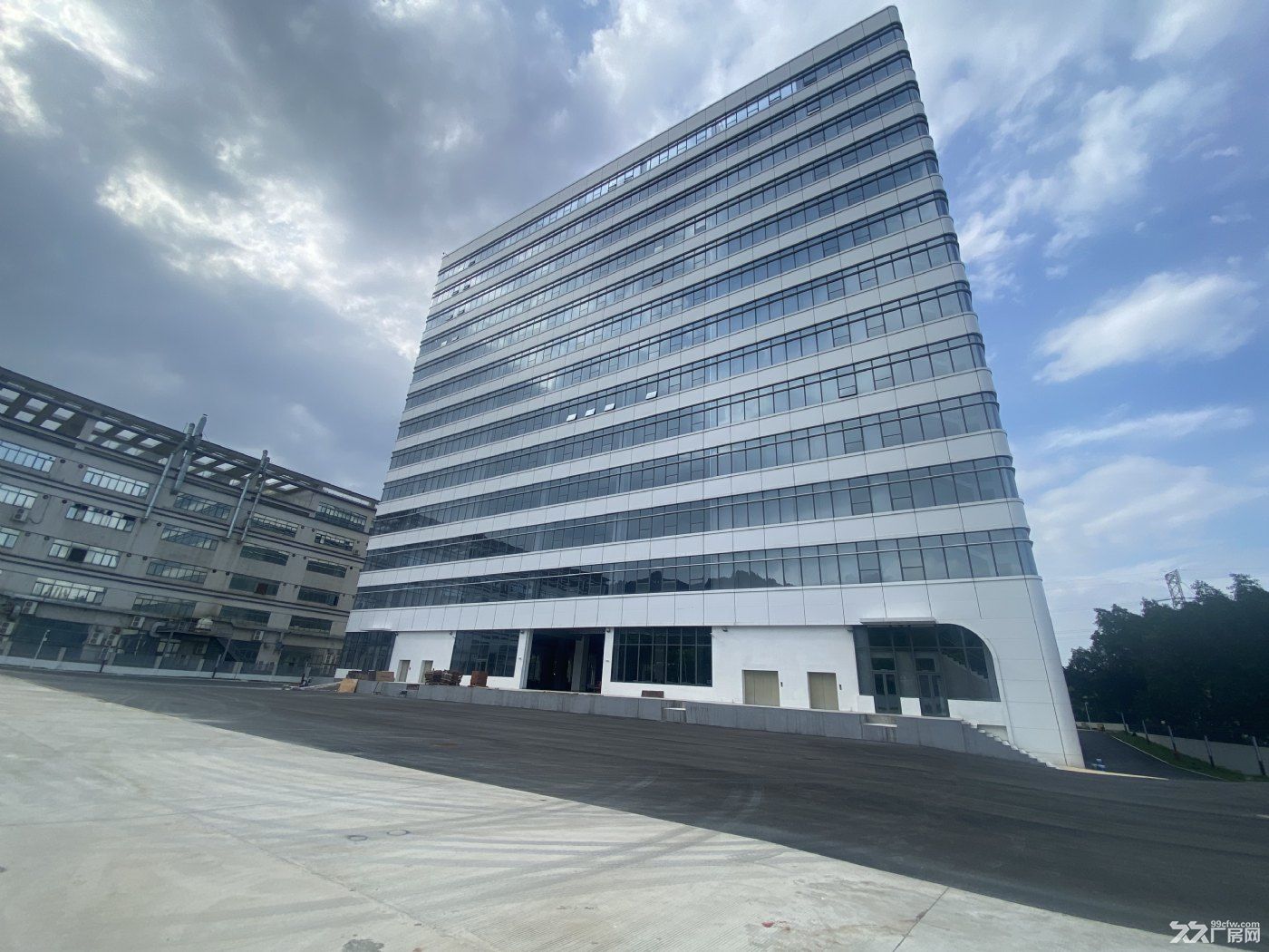 黄埔区永和镇20元平方工业厂房出租 - 2