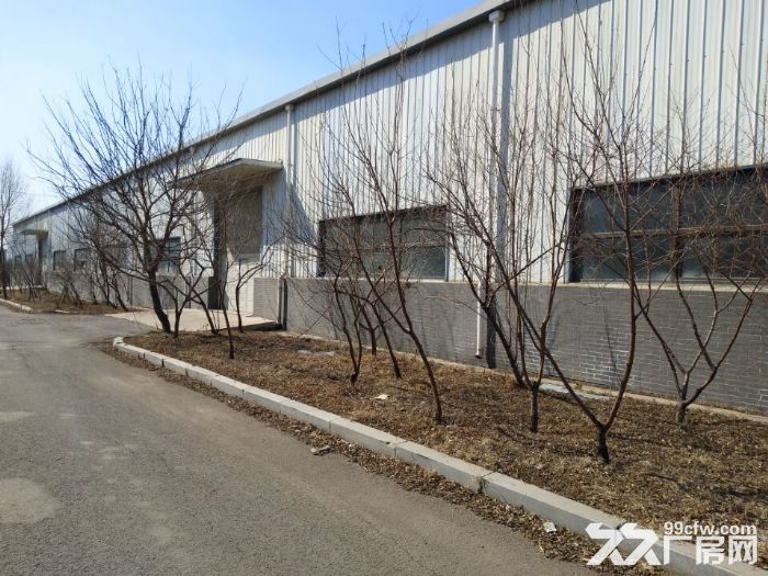 铁西开发区厂房库房4200平出租。厂房彩钢结构，举家7米，独栋不独院，动力电80