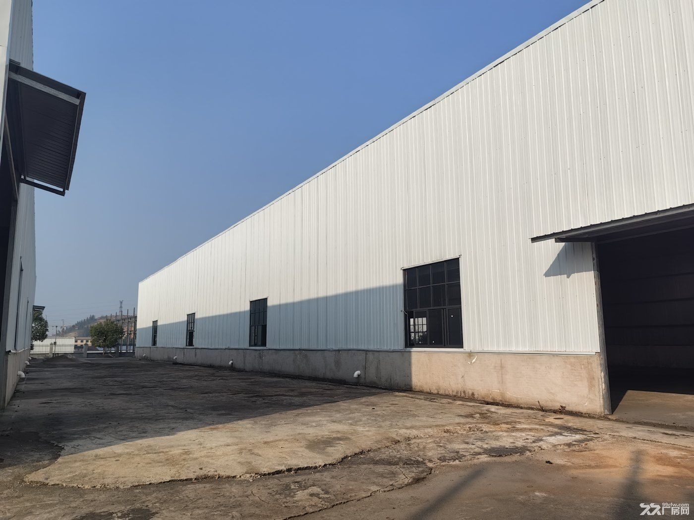 出售铜仁大龙经济开发区80000平方标准厂房，带办公楼1栋 - 3