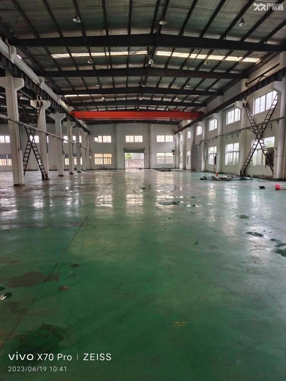 无花桥独门独院2000平方，大房东，可分租 - 5