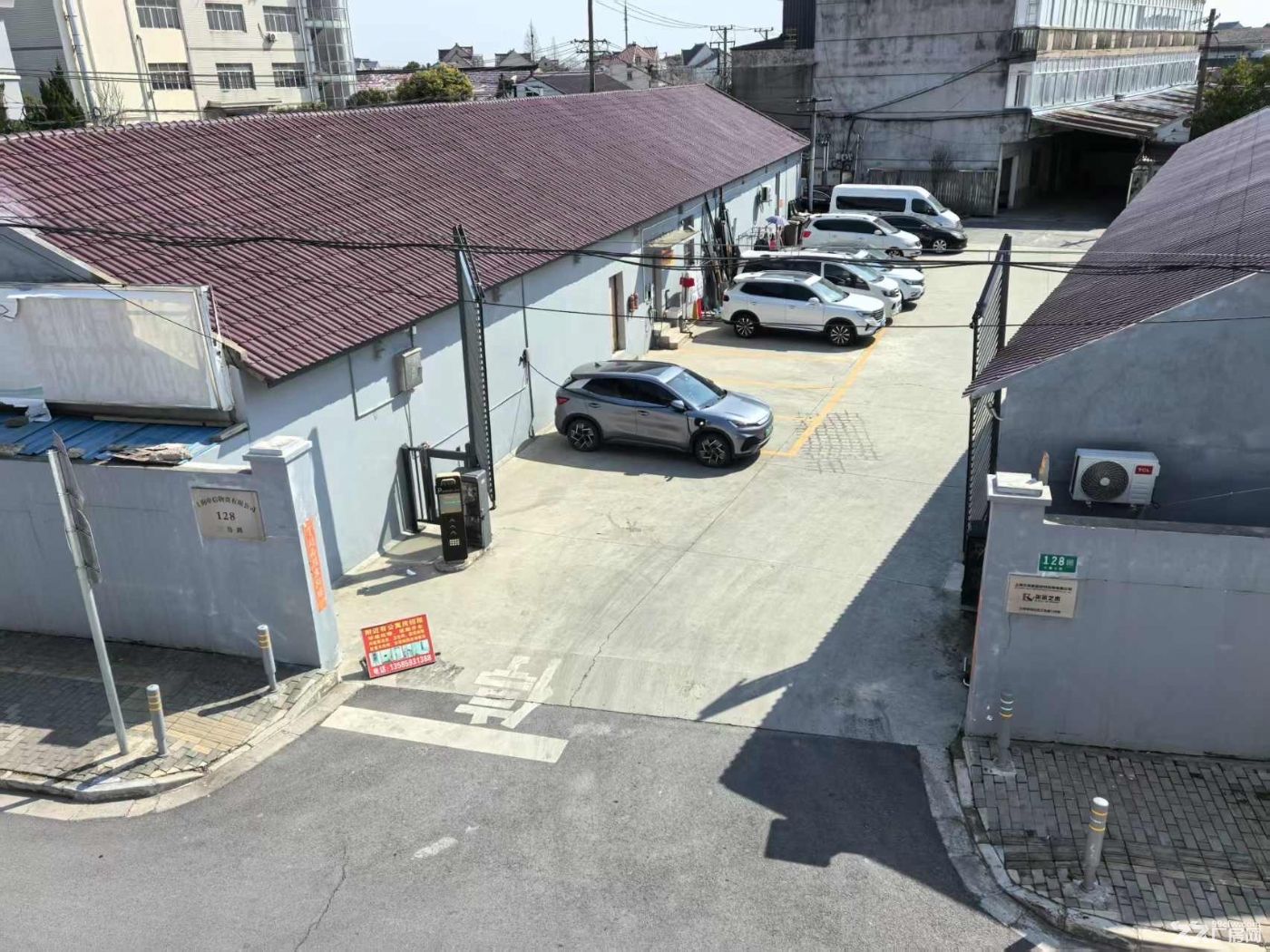 上海闵行浦江5000平厂房 一楼可分租可进出大车